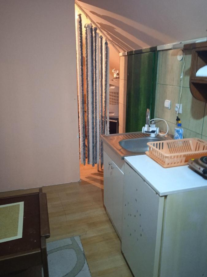 Holiday Home Vila Milka Kremna Exteriör bild