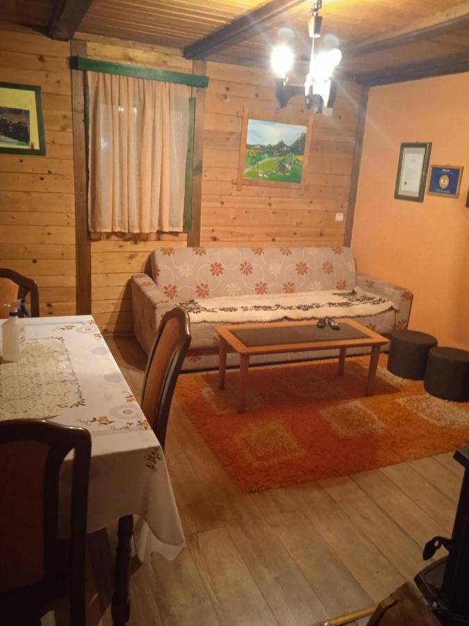 Holiday Home Vila Milka Kremna Exteriör bild